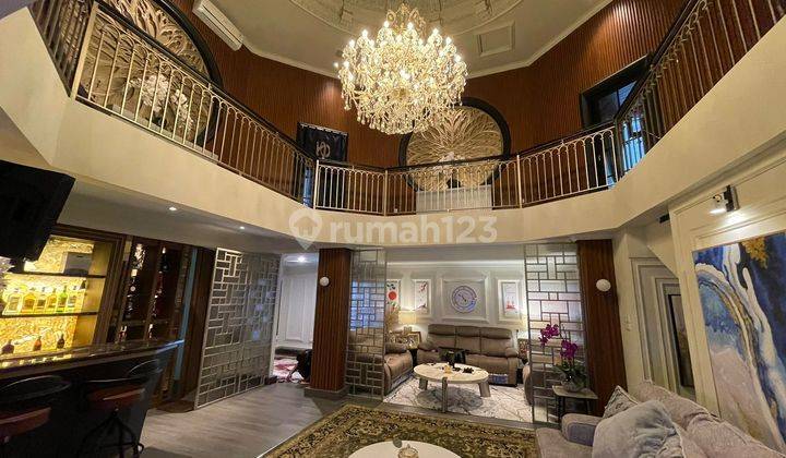 Rumah Istana Mewah 50 Miliyar di Bandung Utara 1