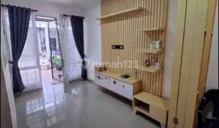 Di Sewakan Rumah Bagus 2 Lantai Semi Furnis Bebas Banjir 2