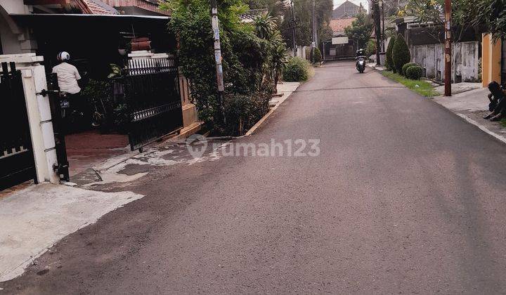 Di jual cepat rumah 2lt di komplek deplu bintaro siap huni. 2