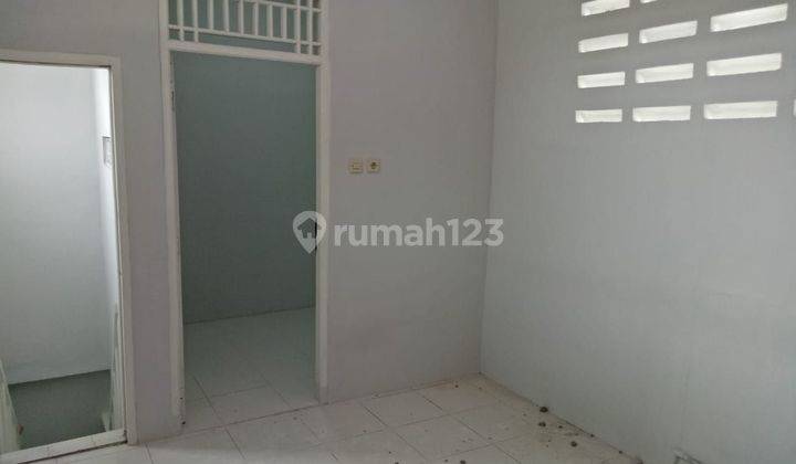 Di jual cepat rumah bagus 1 lantai di lingkungan komlek 2