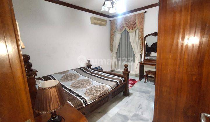 Di jual cepat rumah bagus 2 lantai di selatan jakarta 2