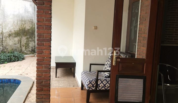 Di jual cepat rumah bagus 2lt fuul furnise di sek 9 bintaro  2