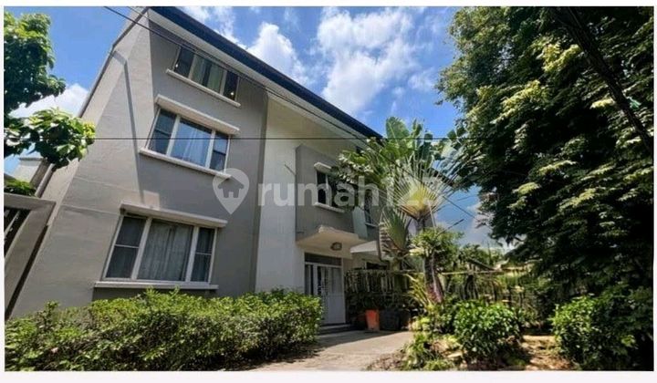 Di Sewakan Rumah Bagus 3 LT Fuul Furnise bisa Buad Kantor