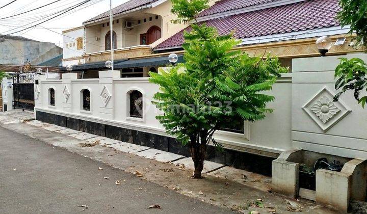 Di Sewakan Rumah Bagus 2 Lantai Habis Renob Siap Masuk 1