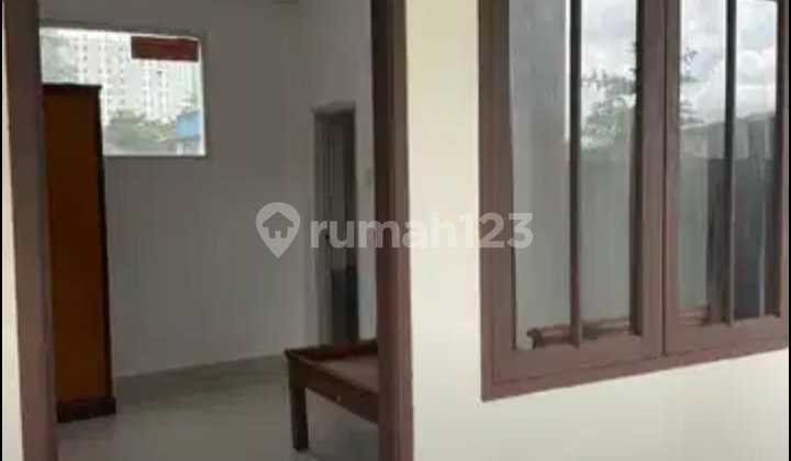 Di Sewakan Rumah Bagus 2 Lantai Cocok Buad Asrama atau Kos2 San 2