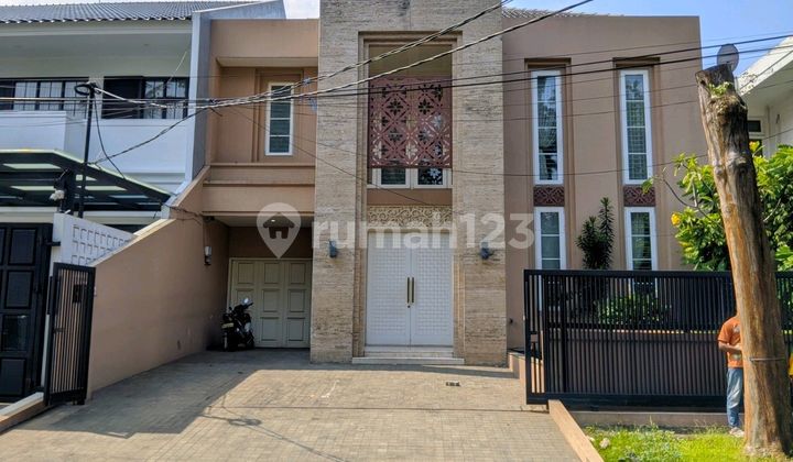 Di Sewakan Rumah Bagus 2 Lt Di Lingkungan Elite Pondok Indah Di Sewakan Rumah Bagus 2 Lt Di Lingkungan Elite Pondok Indah