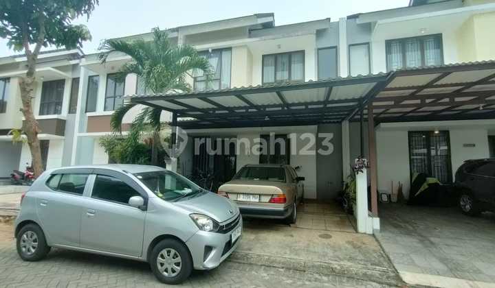 Di Jual Rumah Bagus 2 Lanti Di Dalam Claster Bebas Banjir. Di Jual Rumah Bagus 2 Lanti Di Dalam Claster Bebas Banjir.