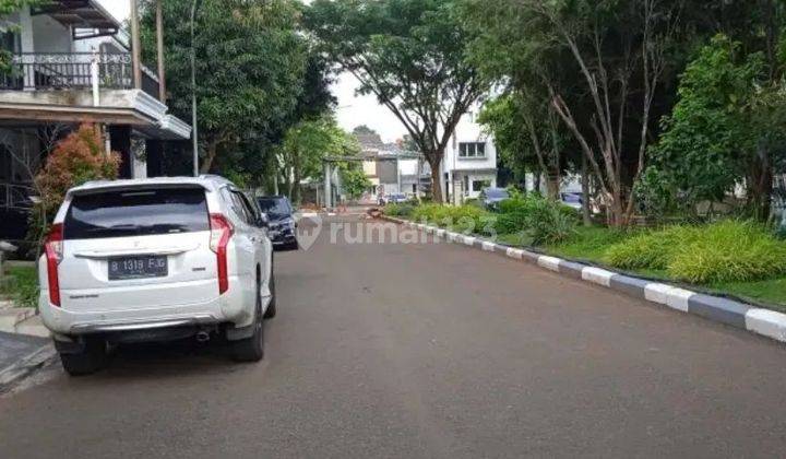 Dijual rumah bagus depan taman grand wisata  1