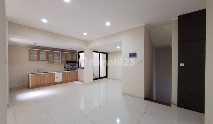 Rumah Terawat Full Furnished Di Bandung Utara 2