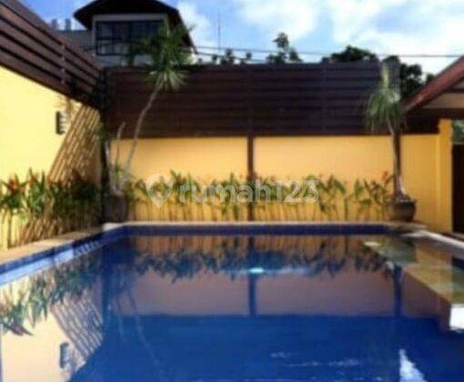 Villa for sale in Kuta Bali with super cozy swimming pool 1