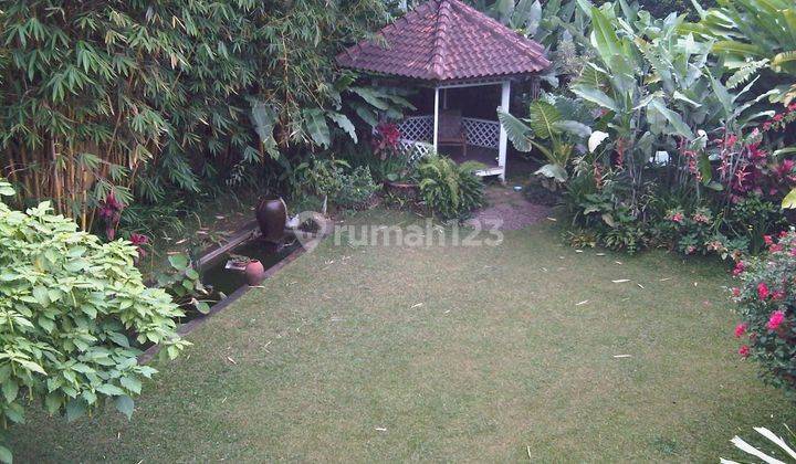 Rumah Terawat 2 Lantai Di Bandung Utara 2