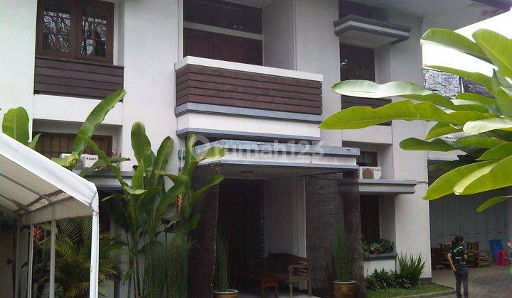 Rumah Terawat 2 Lantai Di Bandung Utara 1