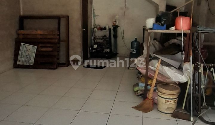 Tamim Shop House Very Strategic Location 2