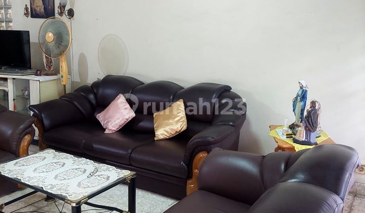 Rumah Tua Siap Huni Layak Huni Bebas Banjir 2