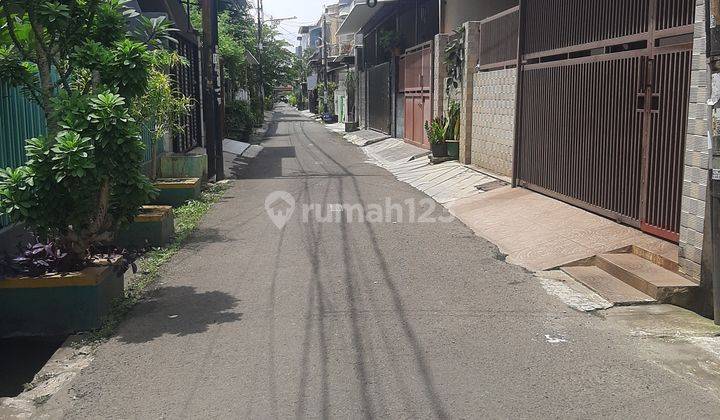 Rumah Seken Bebas Banjir Tanjung Duren  2