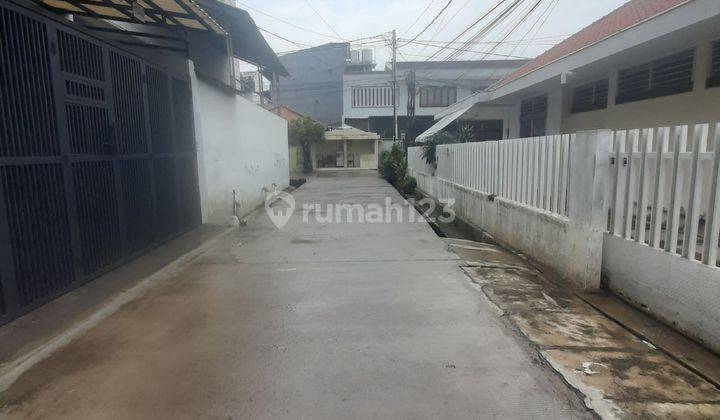 Rumah 3 lantai bagusss SHM akses 2mobil 2