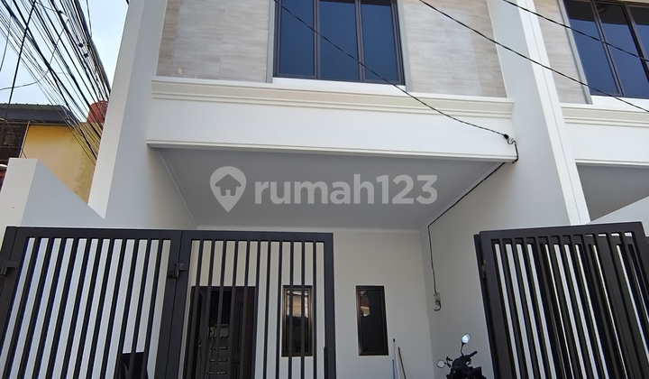 Newly Built House Flood-Free Newly Built House Flood-Free