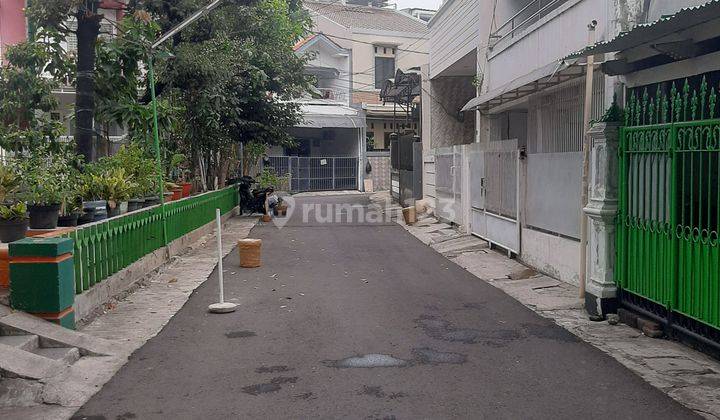 Rumah Tua Hitung Tanah Depan Taman Shm 2