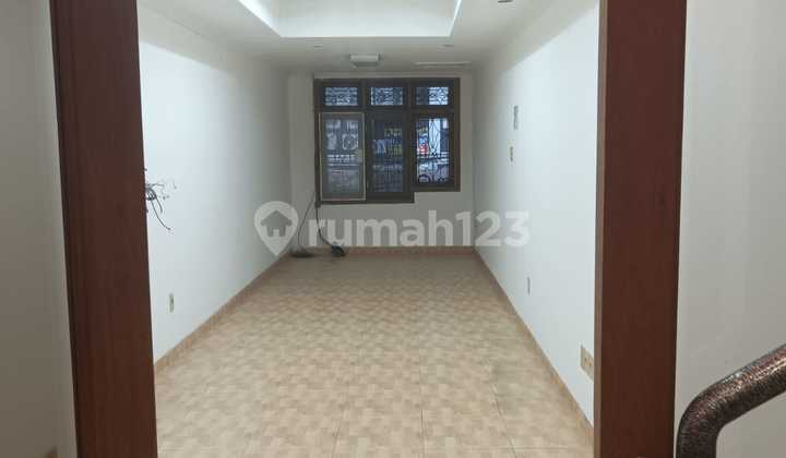 Comfortable Spacious Huk House Near Park Shm 2