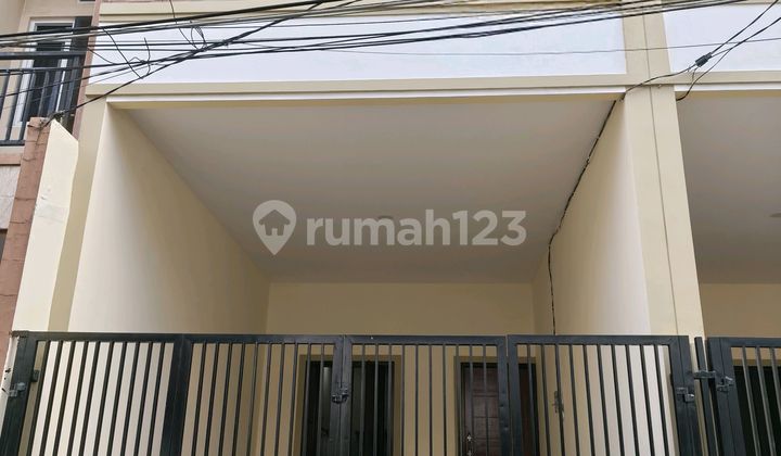 Rumah Baru Siap Huni Tanjung Duren