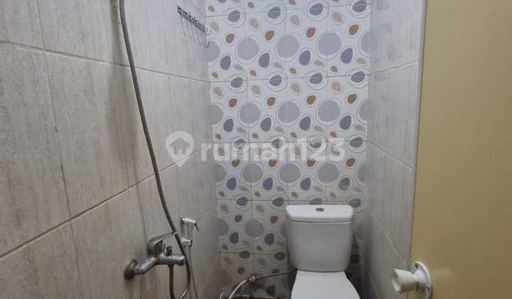 Kos Tanjung Duren Near University Walking Distance Good Price 2