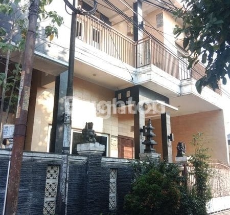 Rumah 2 Lantai Mewah Murah Di Jatirahayu Bekasi Selatan