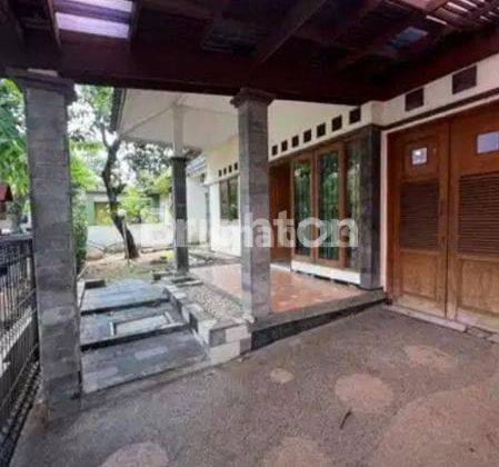 Rumah Besar 2 Lantai Mewah Murah Di Perumahan Kemang Pratama Bekasi Selatan 1