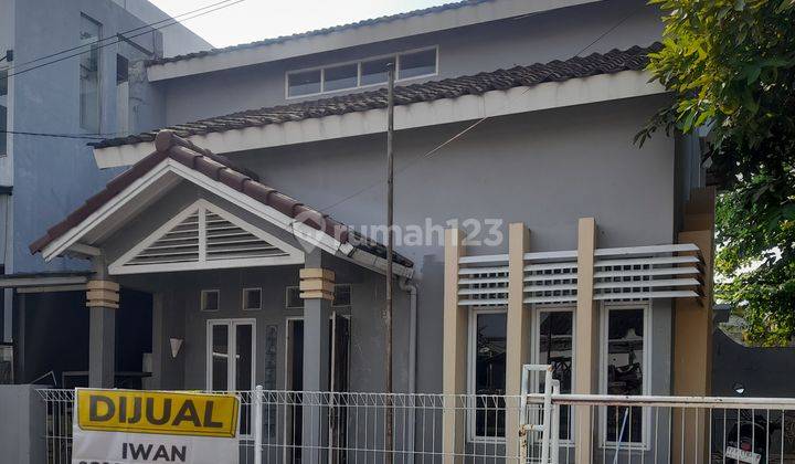 Rumah Mewah Murah 2 Lantai Tidak banjir Di Margahayu Bekasi Timur  1
