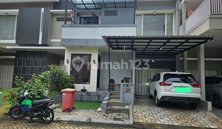 3BR House with Swimming Pool Ready to Occupy in Kebayoran Bintaro 2