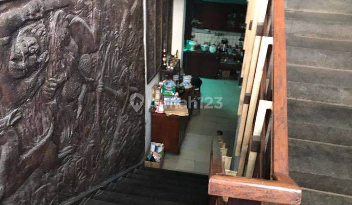 Rumah Di Menteng Pinggir Jalan Proklamasi 2