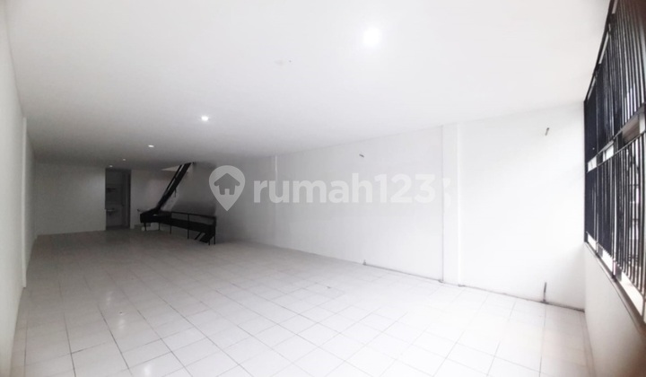 For Rent: Shop House in an office shop house area, ready to occupy, newly renovated condition. 2