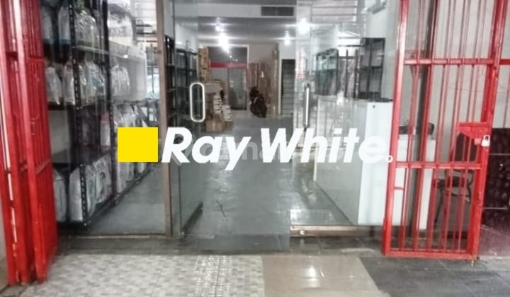 Dijual atau disewa Ruko letak strategis lokasi FnB