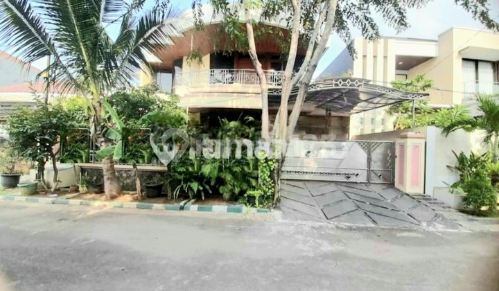 For Sale House in Sunrise Garden