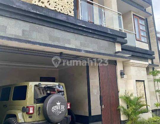 Rumah Pemogan Denpasar Selatan 4 Kamar Tidur 1