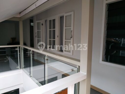 Rumah Full Furnish Di Sayap Riau Bandung 2