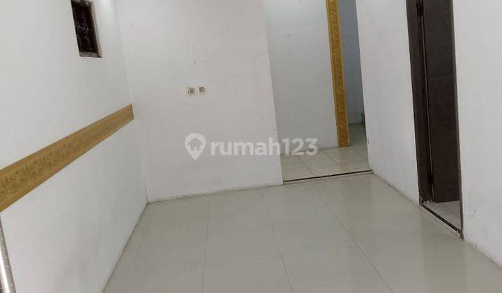 Rumah 2 Lantai Bagus di Harapan Indah Bekasi, Bekasi B0523 2