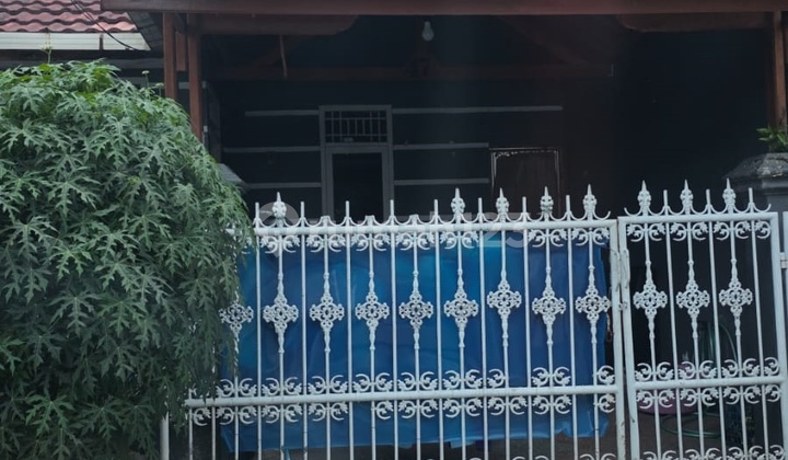 Sell Beautiful Villa House in North Bekasi (C0971)