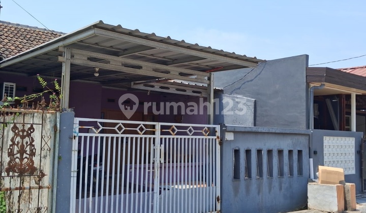 1-story house, 120 square meters in Taman Harapan Baru, Bekasi (C0790)