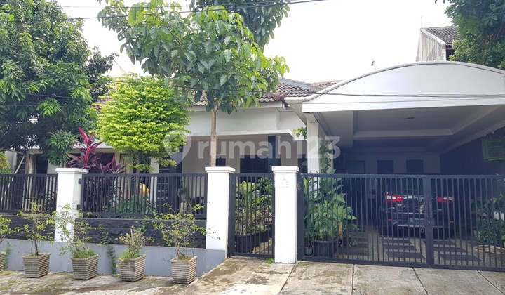 Jual Rumah di Jakasampurna bekasi siap huni harga okay (C0942) 1