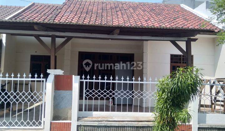 Rumah Unfurnished di Harapan Indah, Bekasi b0914  2