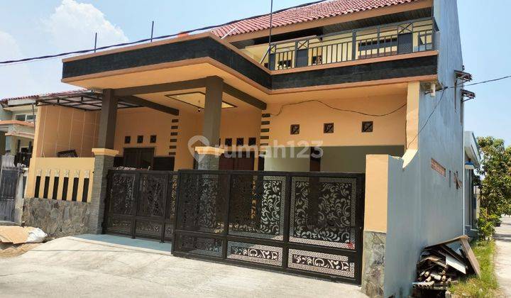 Rumah 2 Lantai Bagus Unfurnished di Harapan Indah, Bekasi b0990  1