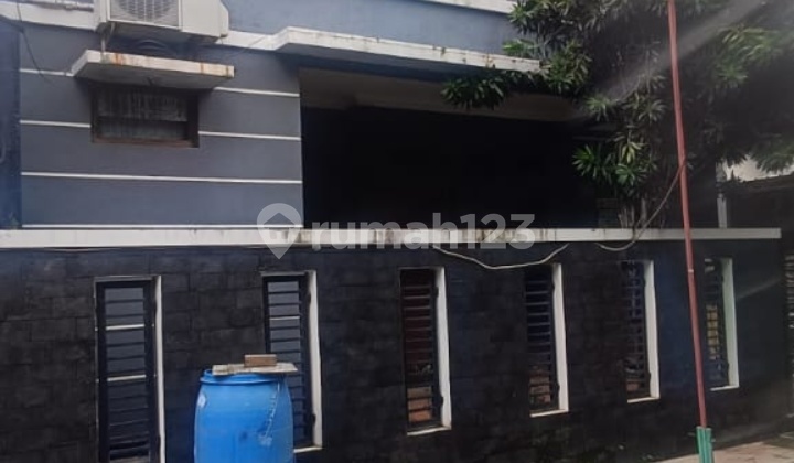 House, 2 Floors for Rent in Pondok Ungu Permai, North Bekasi (D0132)