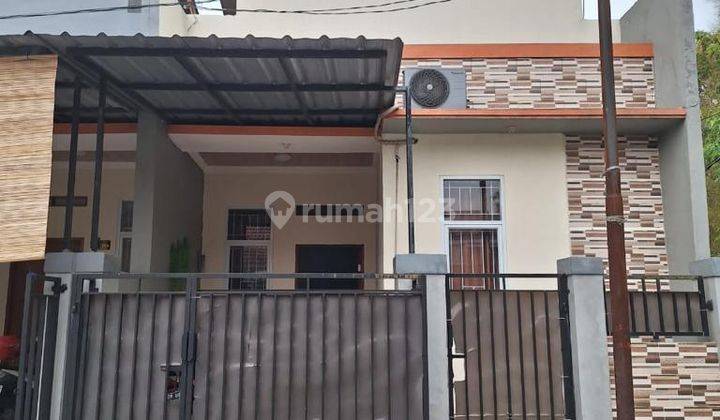 Rumah Bagus SHM di Bulevar Hijau Bekasi, Bekasi B0850 1