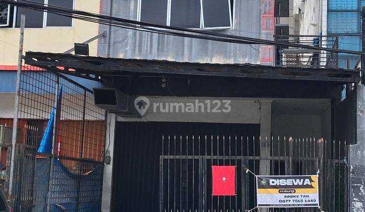 Disewakan Ruko 3 Lantai, Di Bawah Pasaran.jl Kisamaun Pasar Lama.sangat Strategis Hanya 120jt/thn 1