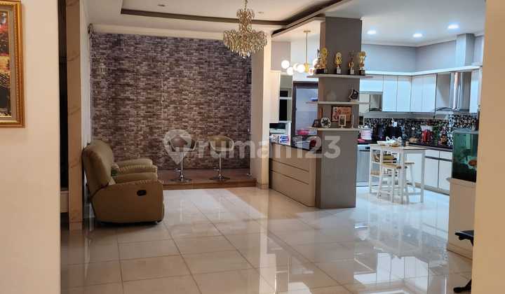 Dijual Rumah Siap Huni Di Palen Semi Lb.300, 2 Lantai