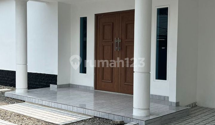 Dijual Rumah Bagus Langsung Huni di Taman Royal 1