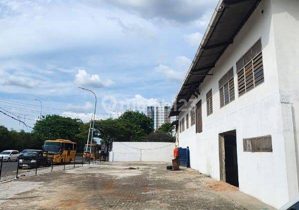 Dijual Gudang Dipinggir Jalan Raya 1