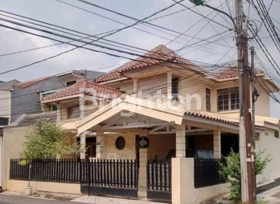 Rumah Luas di Duren Sawit Jakarta Timur 1