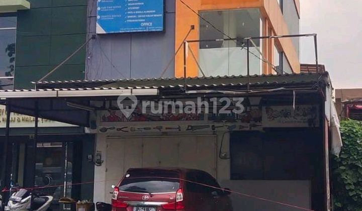 Shop House Hook In Bintaro South Tangerang