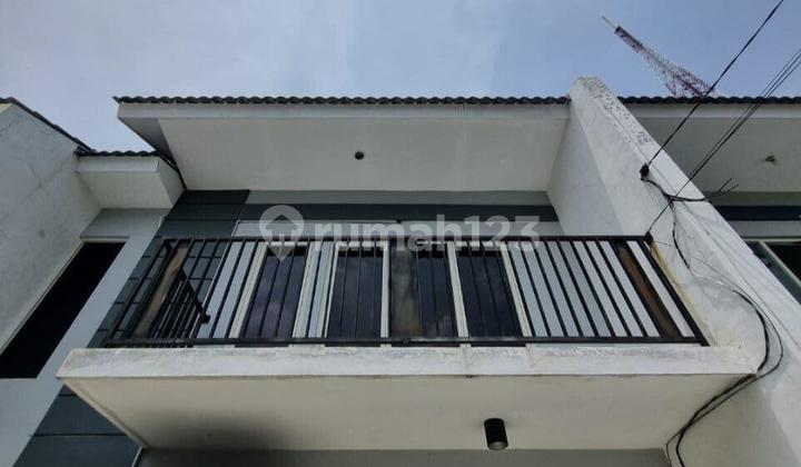Rumah Green Mansion, Surabaya 2